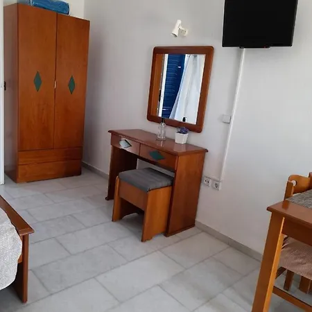 Galanos * Naxos City